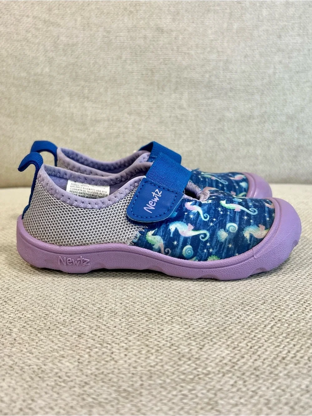 Newtz Girls Size 9/10 Toddler Girl Seahorse Water Shoes Purple Blue Hook & Loop